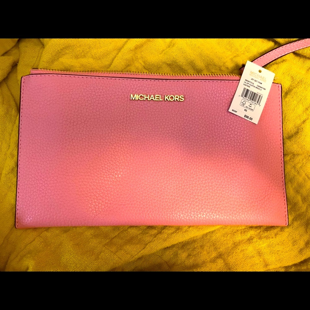 NWT Michael Kors Jet Set Lg Wristlet in Carnation